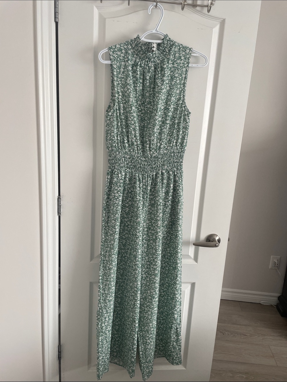Flowered pantsuit with pockets